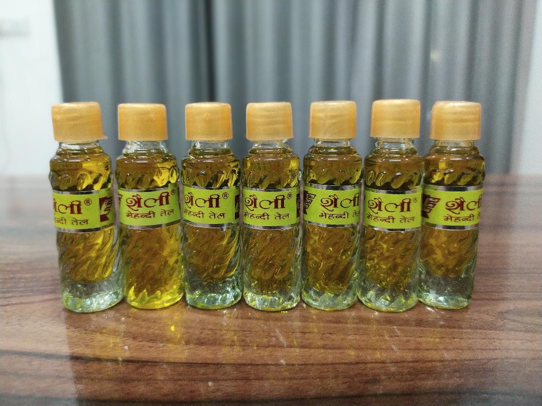 Premium Bridal Oil Mix for Skin Nourishment & Mehndi Preparation